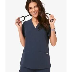 Figs Gray Casma Pocket Scrub Top
